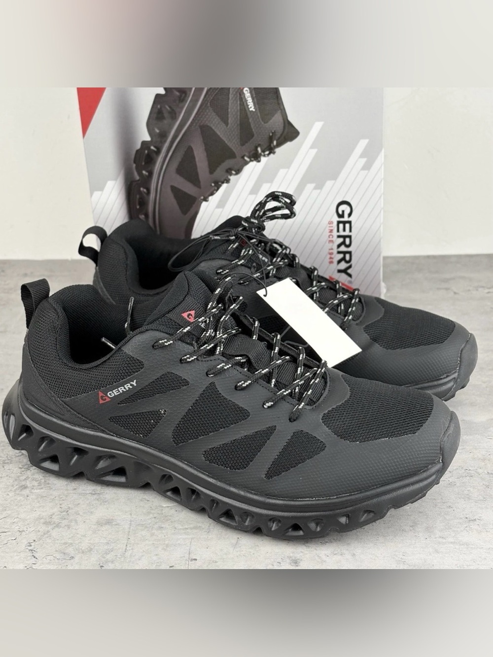 NEW Gerry Men's Speed Trail Lace-Up Shoes Black Size 9 New In Box